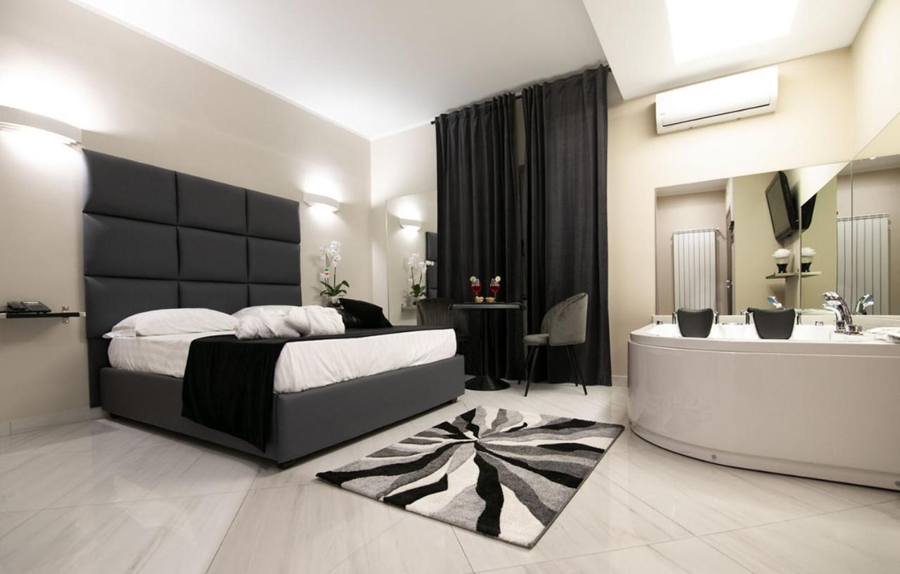 Hotel Trionfal Qualiano Extérieur photo