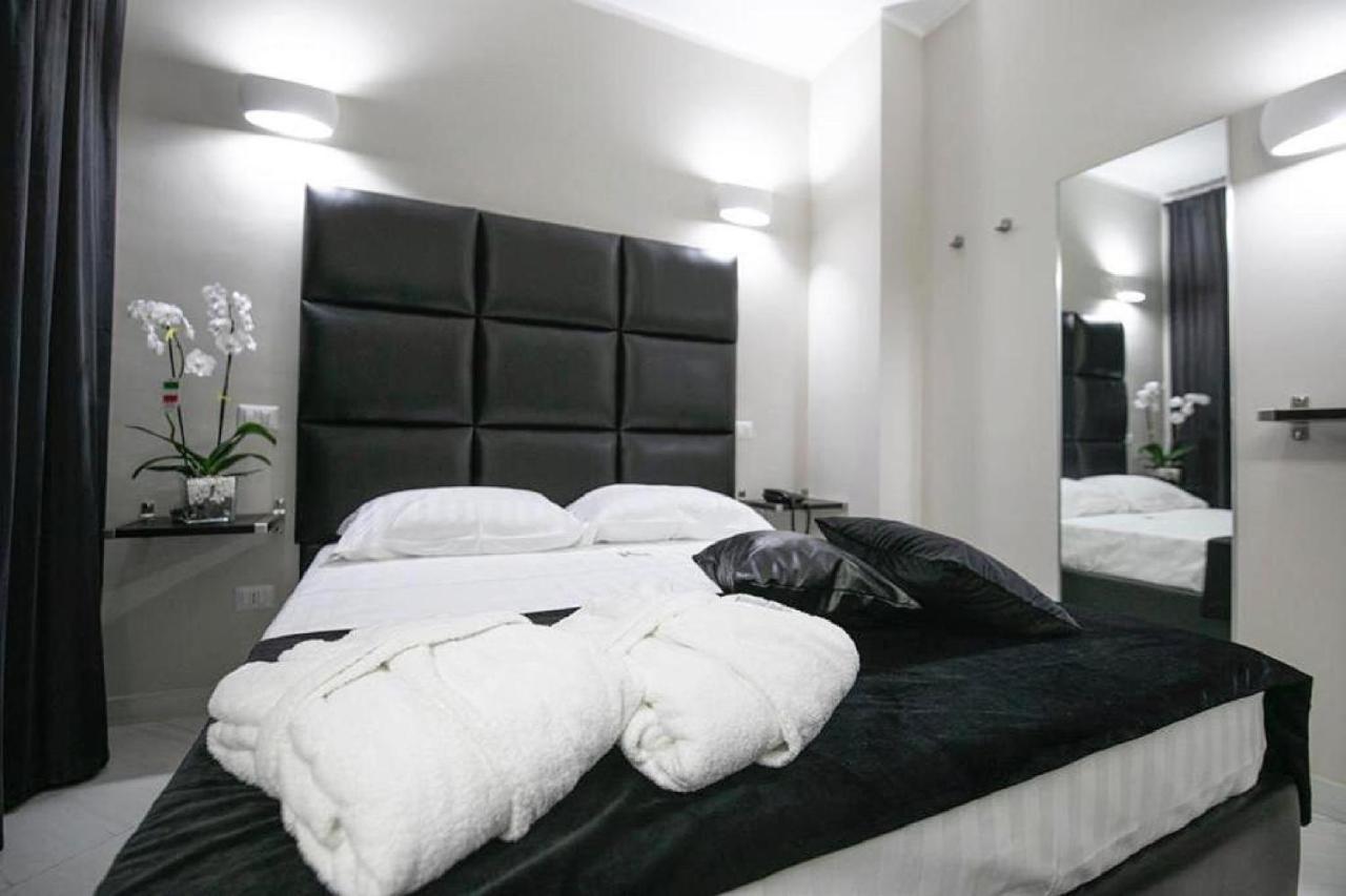 Hotel Trionfal Qualiano Extérieur photo