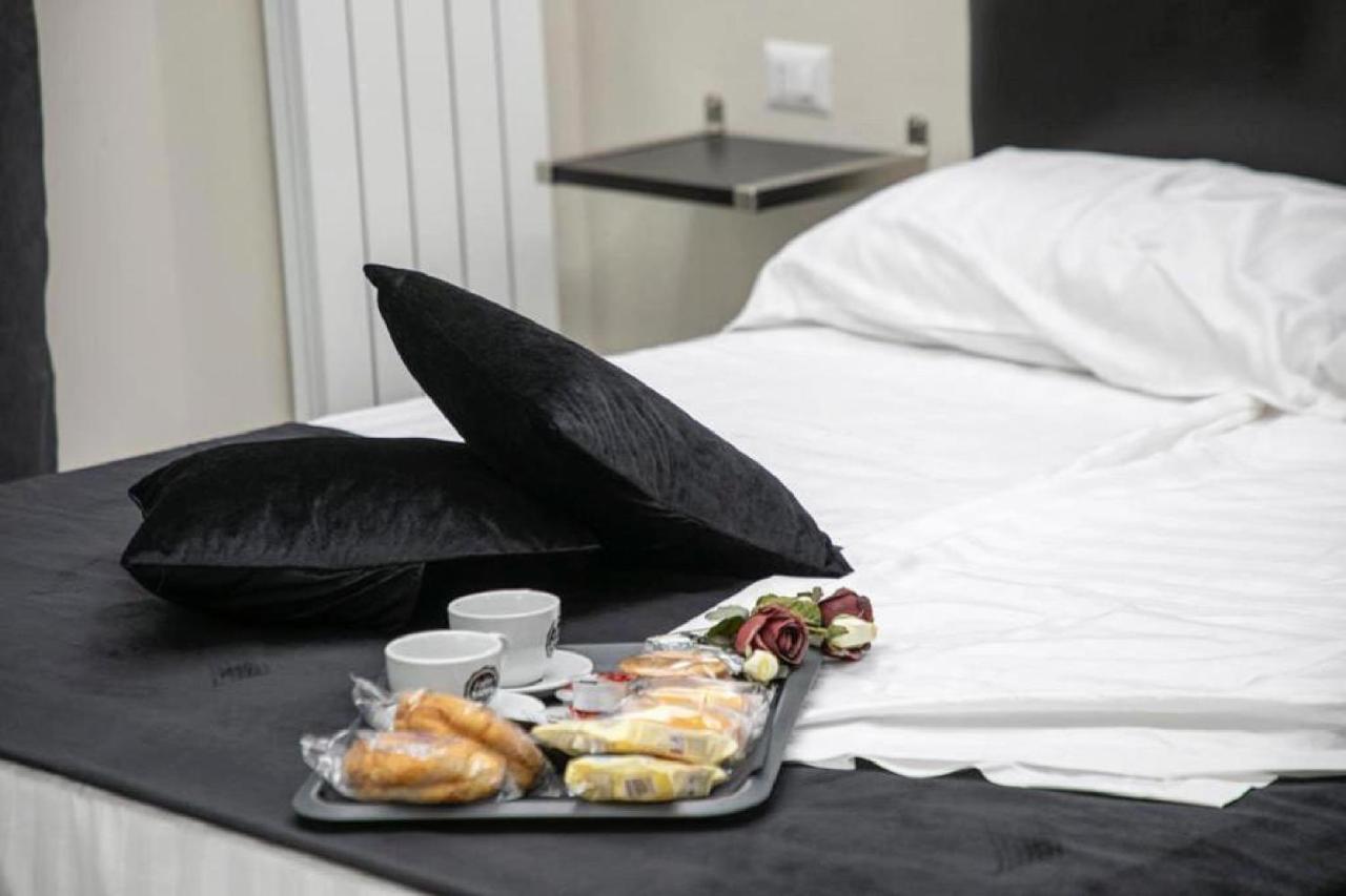 Hotel Trionfal Qualiano Extérieur photo