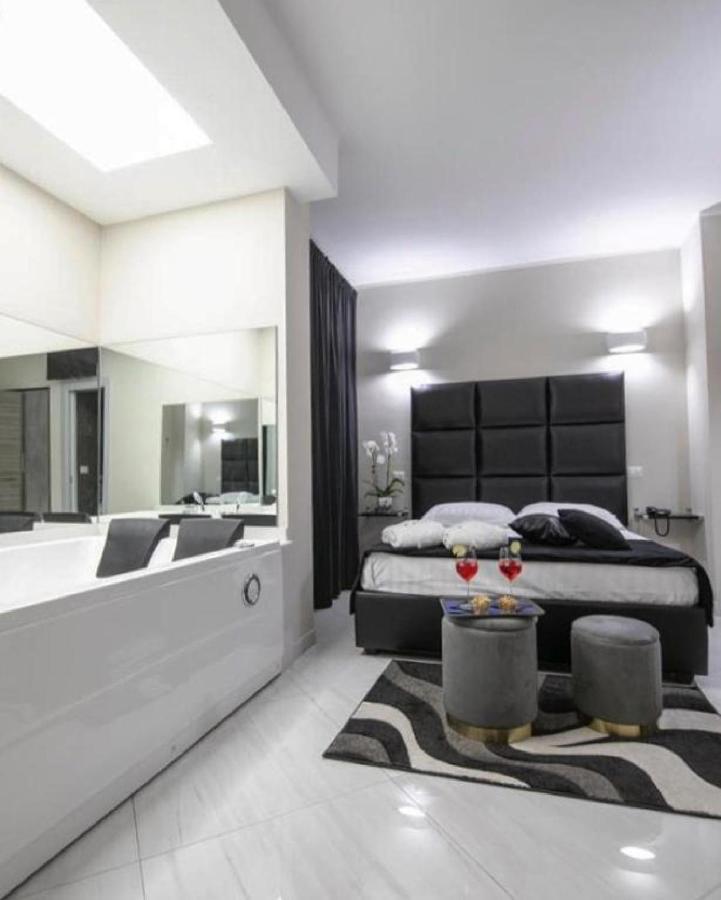 Hotel Trionfal Qualiano Extérieur photo