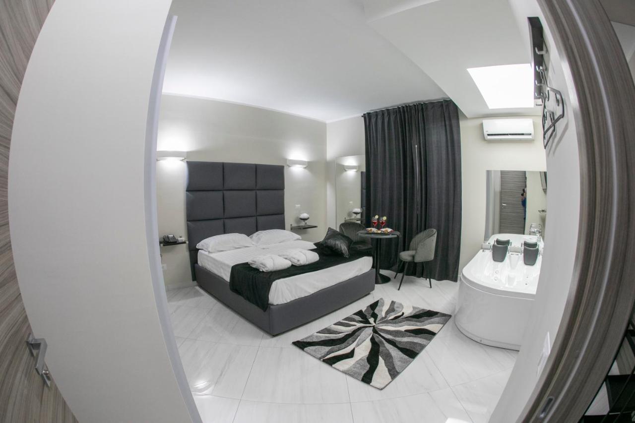 Hotel Trionfal Qualiano Extérieur photo