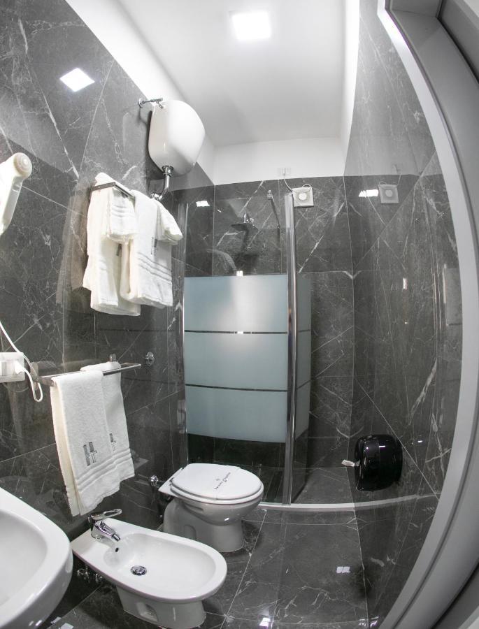 Hotel Trionfal Qualiano Extérieur photo